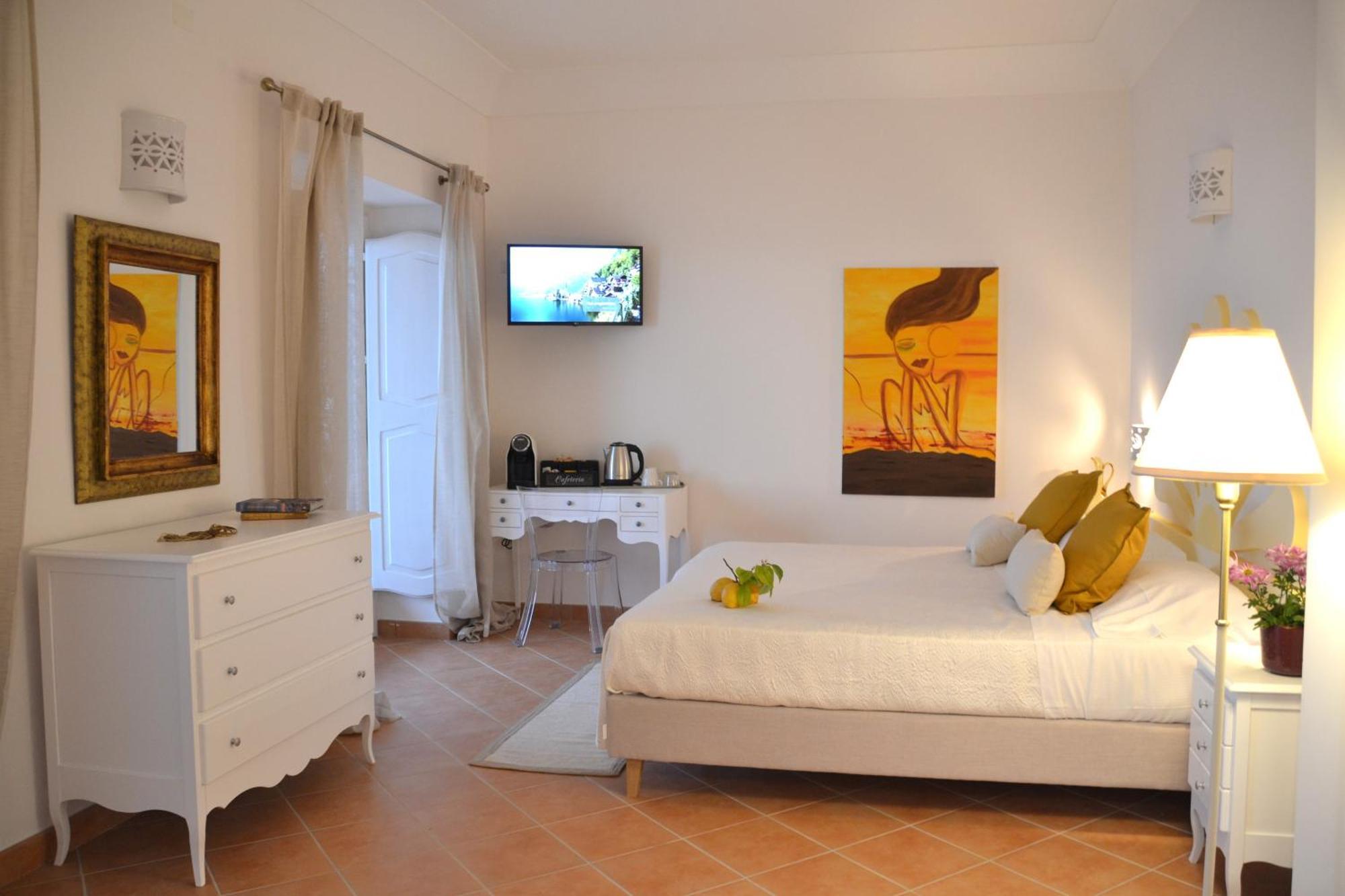 Villa Santa Chiara Positano Suites ภายนอก รูปภาพ