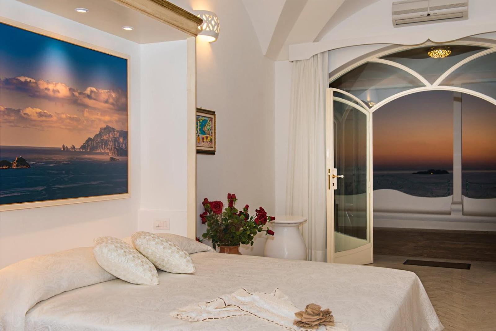 Villa Santa Chiara Positano Suites ภายนอก รูปภาพ